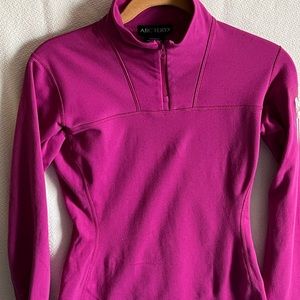 ARC’TERYX women’s fleece.